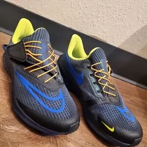 Amazon Running Shoe Nike Air Max 2017 Hyperfuse Womens Nike